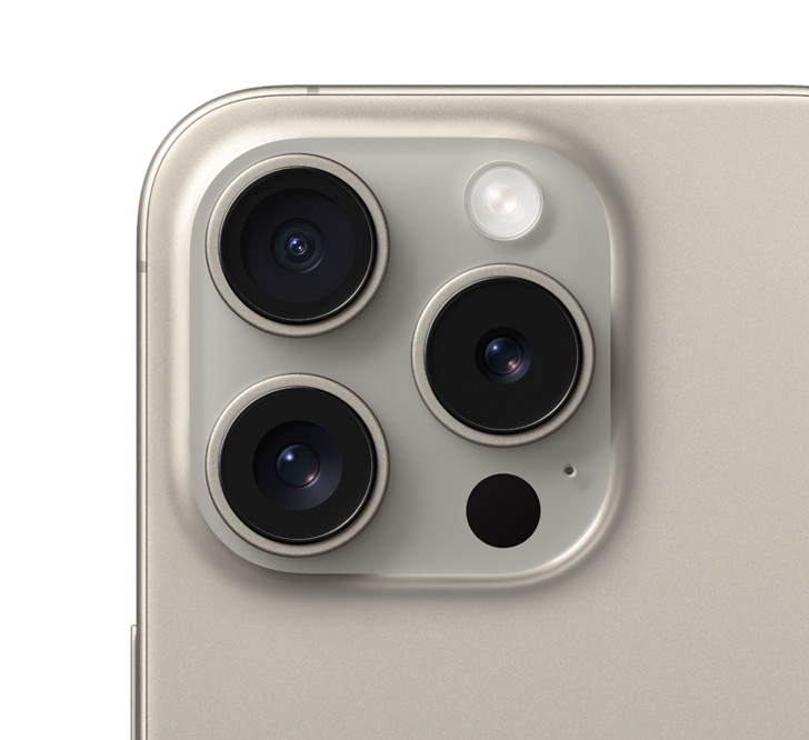iPhone 15